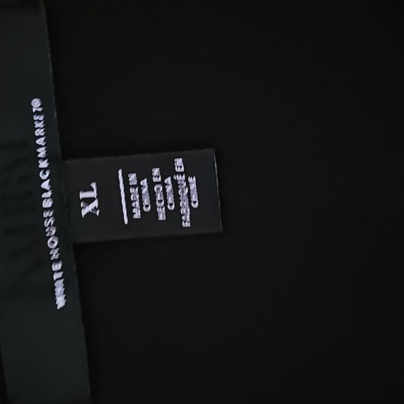 White House Black Market - NWOT - Black and White Smocked Blouse - Size X Large - Picture 6 of 9